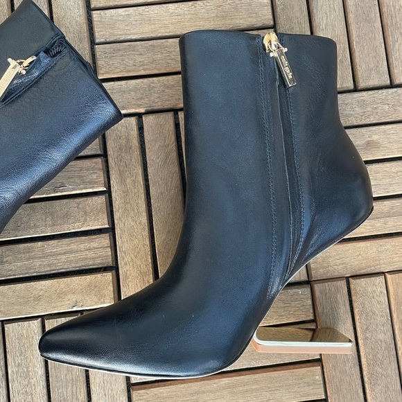 Cult Gaia- Black Kenna Leather Boots IT 36 / US 6 Minimal Trendy - Picture 9 of 12